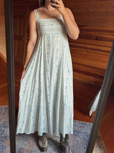 Load image into Gallery viewer, Bluebell Dress
