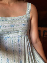 Load image into Gallery viewer, Bluebell Dress
